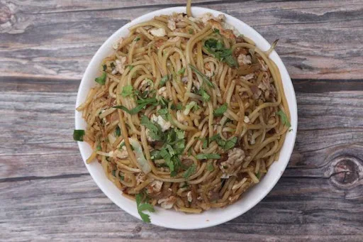 Chicken Hakka Noodles