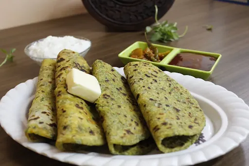 2 Methi Paratha