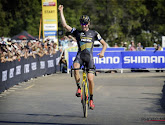 Aerts heerst op de Koppenberg, slechts ereplaats voor van Aert en zwalpende van der Poel finisht op meer dan vier minuten