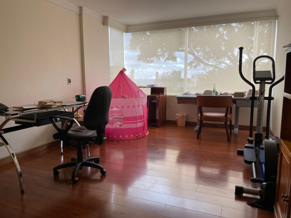 Apartamento En Venta - Los Rosales, Bogota