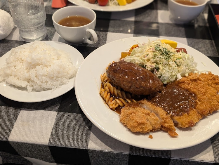 オデッセイの来週三重グルメオフからのHОL・翌週うどんオフ・来月初参加のフリパパ杯・そのあと東海ナイトオフ・以上がこの先１ヶ月の予定👍なかなか充実に関するカスタム事例の投稿画像5枚目