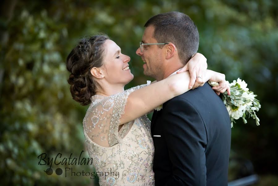 Fotógrafo de casamento Katrine Catalan Flores (katrinecatalan). Foto de 30 de março 2019