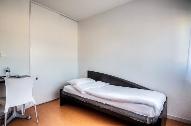 Location meublée appartement 1 pièce 20 m² à Besançon (25000), 720 €