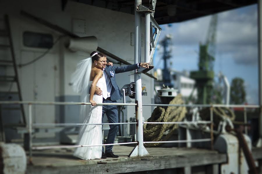 Photographe de mariage Vadim Syschikov (sishikov). Photo du 27 février 2013