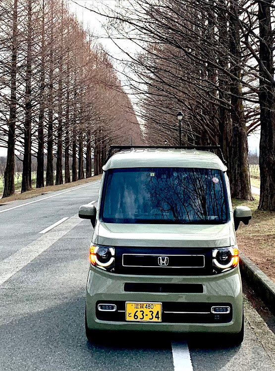 N-VANのメタセコイア並木道・Cafe&Confectionery スズノイエ・Mon goûter・食うチューンに関するカスタム事例の投稿画像1枚目