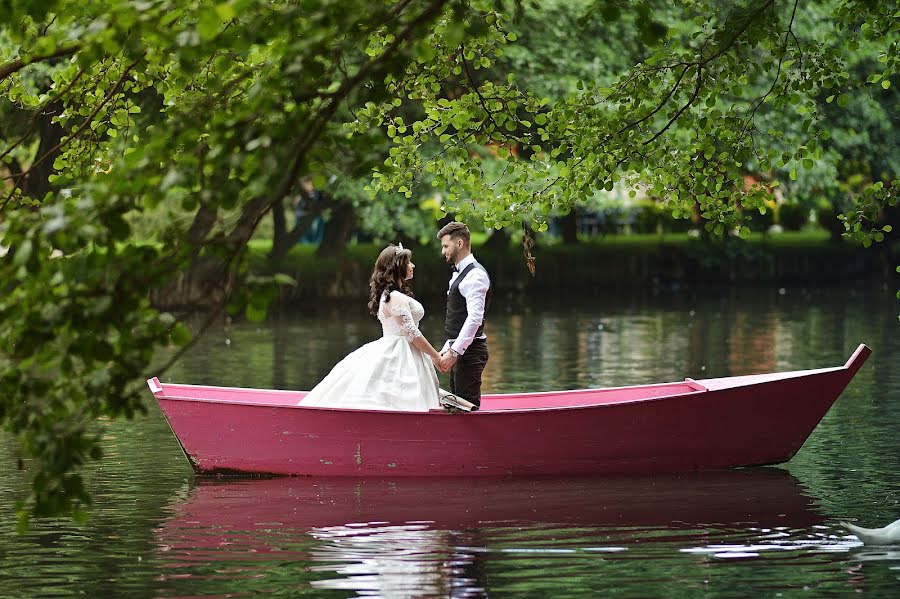 Fotografo di matrimoni Edmond Bozhano (bozhano). Foto del 5 luglio 2018