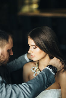 Fotógrafo de casamento Lesha Novopashin (alno). Foto de 9 de outubro 2015