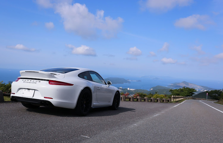 911 クーペの伊勢志摩・e-PowerRoad・ダックテール・ポルシェ純正に関するカスタム事例の投稿画像1枚目
