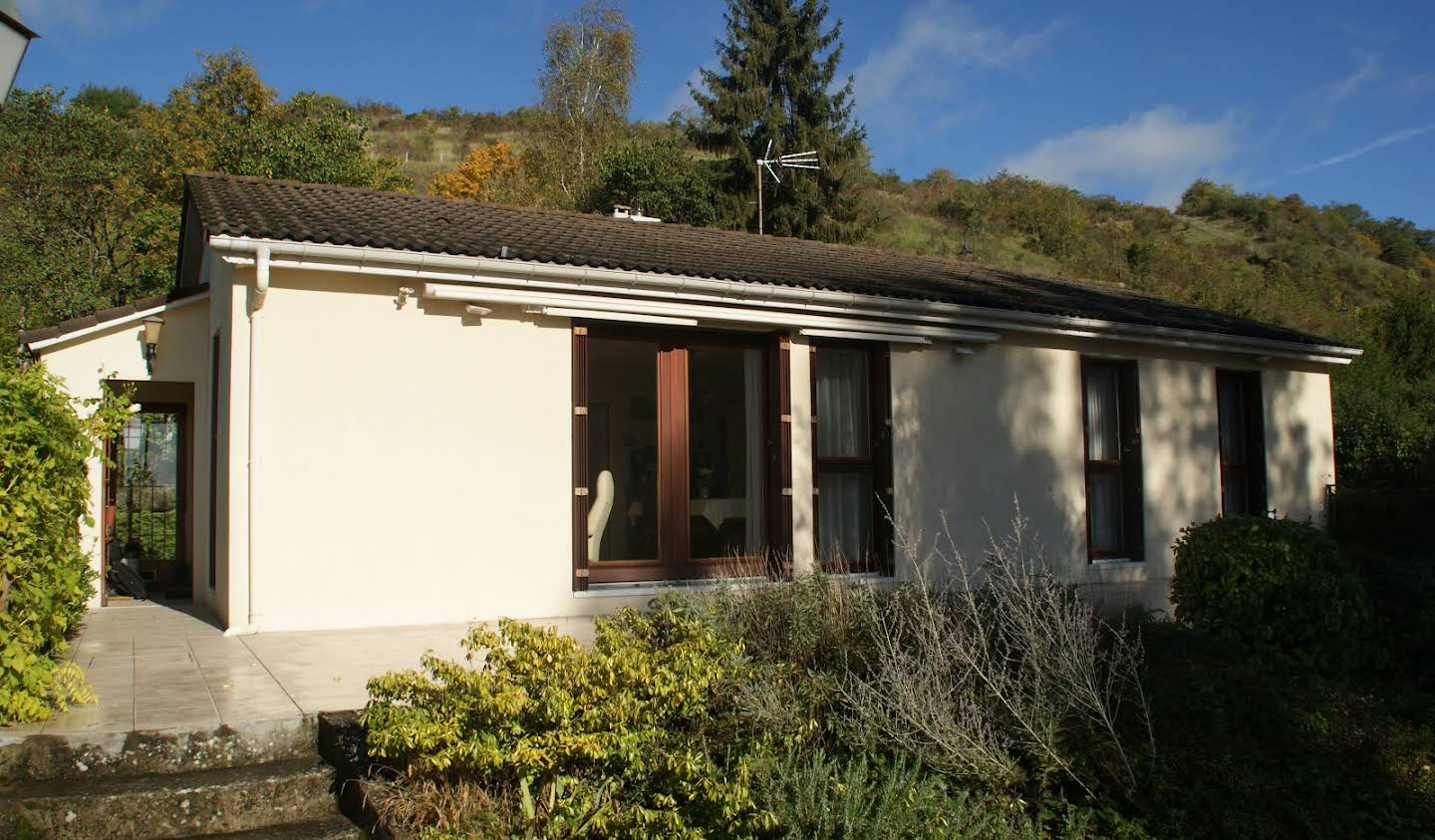 Maison contemporaine avec jardin et terrasse Giverny