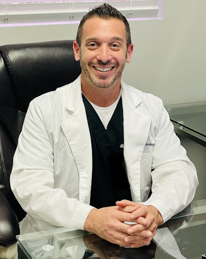 dr-adam-at-fusion-medical-center