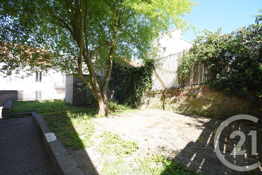 Vente maison 7 pièces 158 m² à Cusset (03300), 210 000 €