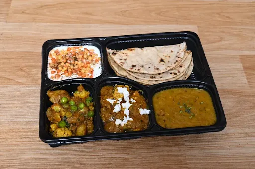 Paneer Executive Thali