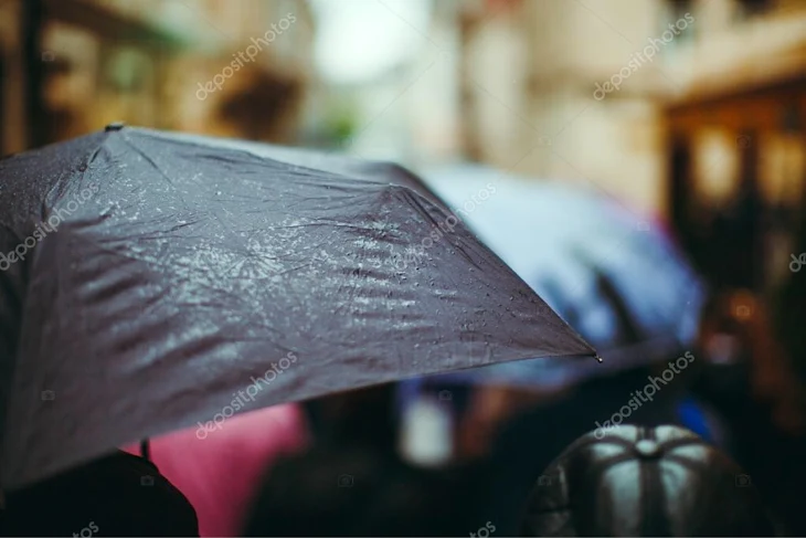 「雨の日の黒い傘」のメインビジュアル