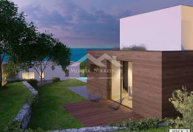 House with pool and terrace 4