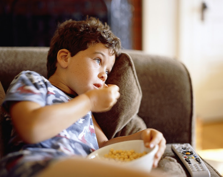 Generic image of a child eating.