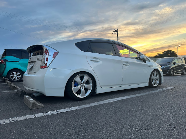ヴェルファイアの販売車両ご紹介・足車にいかがですか？に関するカスタム事例の投稿画像1枚目