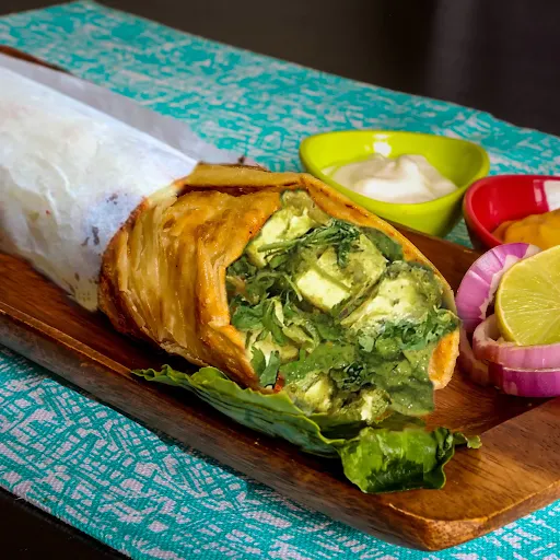 Pudina Paneer Tikka Roll