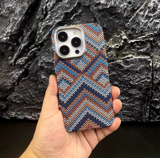 Title 14, Kevlar Pattern Luminous Magnetic Protective Cov...