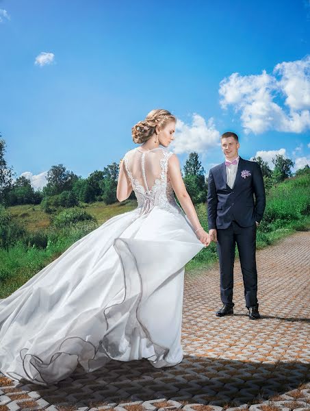 Wedding photographer Polina Romanova (12324564). Photo of 27 September 2018