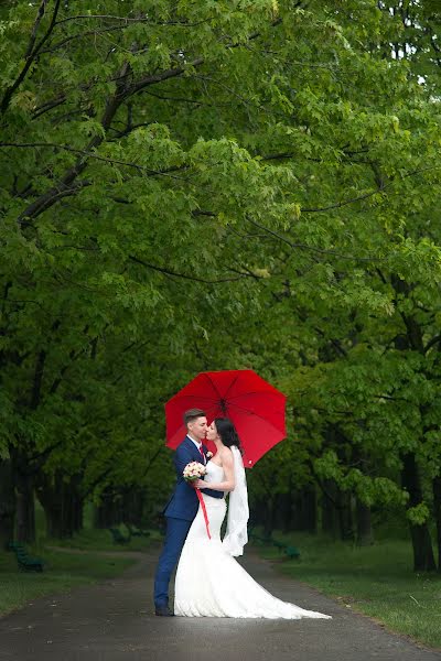 Wedding photographer Maksim Sirotin (sirotin). Photo of 15 May 2016