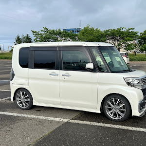 タントカスタム LA610S