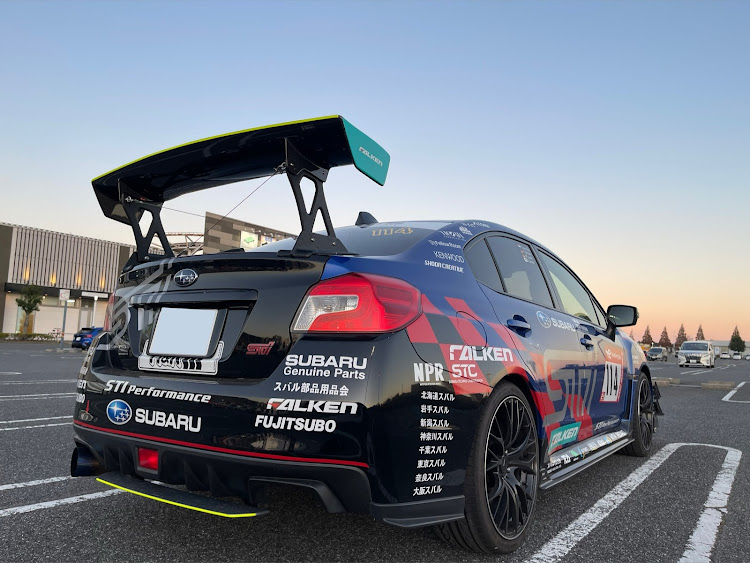 WRX S4のレプリカに関するカスタム事例の投稿画像2枚目