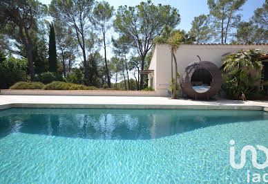 House with pool and terrace 2