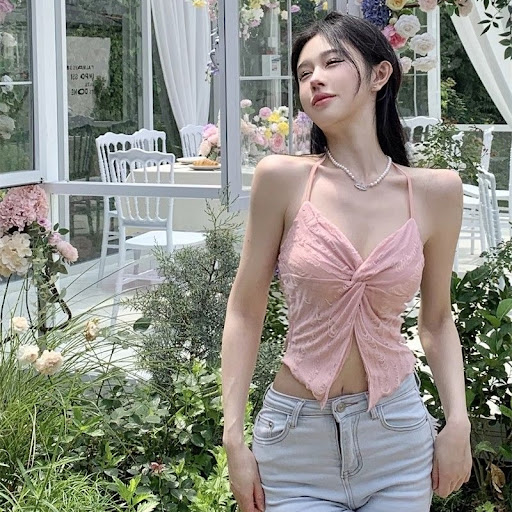 Title 7, Niche Kink Halter Tank Top