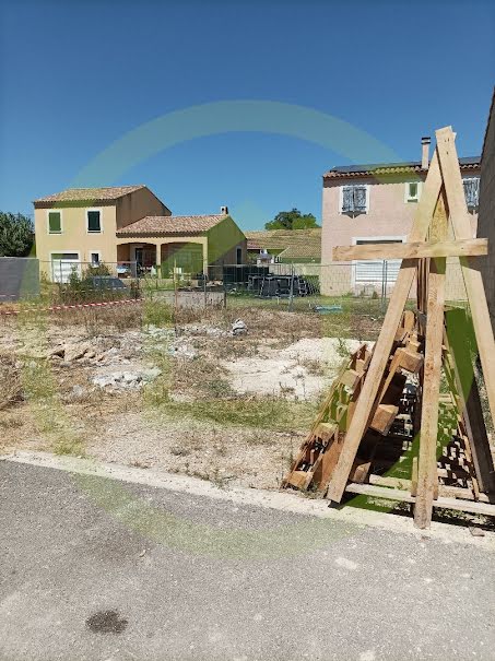 Vente terrain  149 m² à Beaucaire (30300), 82 515 €