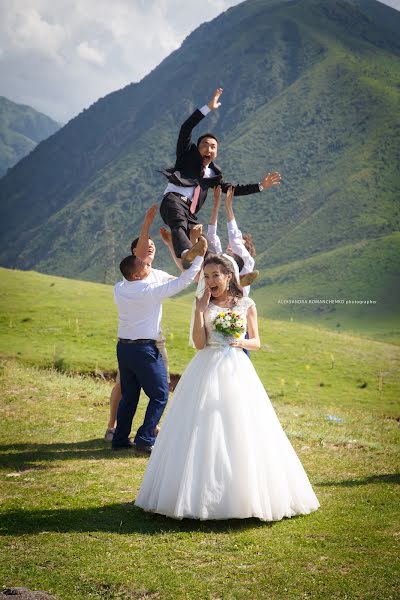 結婚式の写真家Aleksandra Romanchenko (photo2012)。2018 7月5日の写真