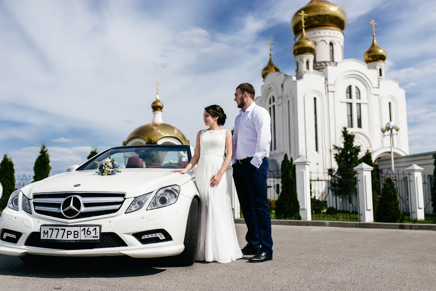 Fotógrafo de casamento Svetlana Kostina (ka3a4ka). Foto de 5 de agosto 2015