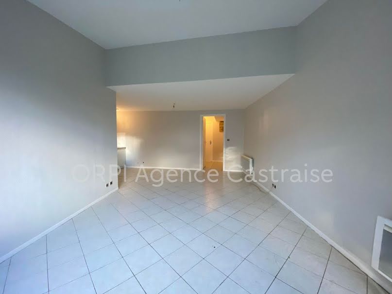 Location  appartement 3 pièces 53 m² à Castres (81100), 526 €