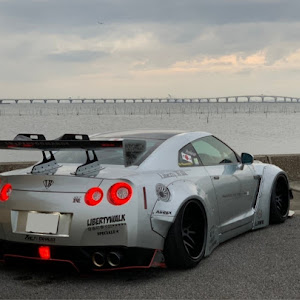 NISSAN GT-R R35