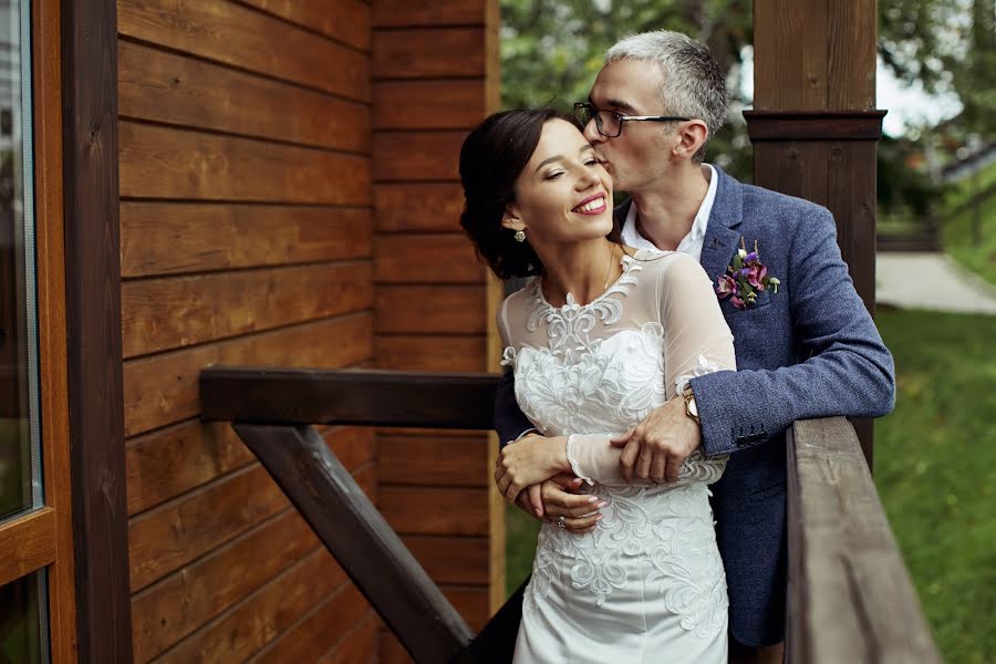 Fotógrafo de casamento Ruslan Kornilov (rouslanko). Foto de 17 de janeiro 2017