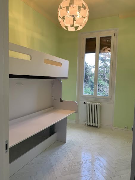 Location meublée appartement 4 pièces 80 m² à Marseille 12ème (13012), 1 100 €