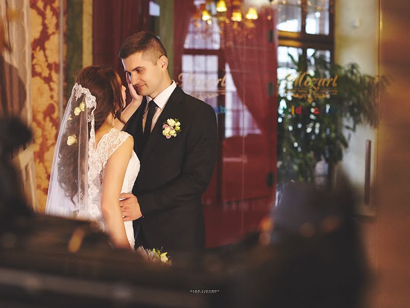 Wedding photographer Aleksandr Lizunov (lizunovalex). Photo of 9 November 2015