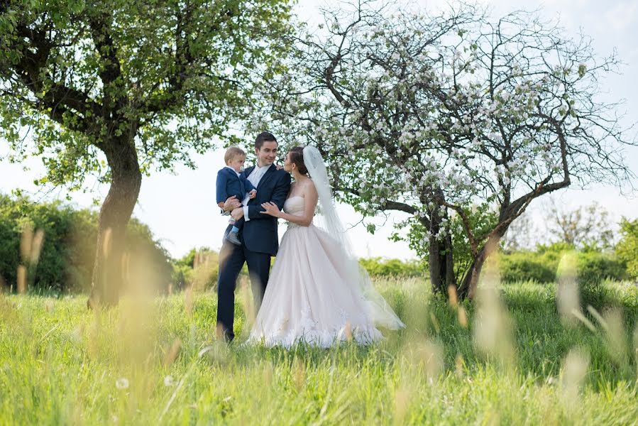 Fotografo di matrimoni Peter Szabo (szabopeter). Foto del 9 maggio 2019