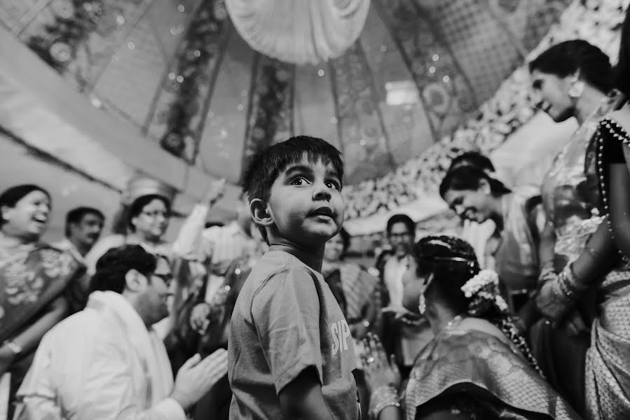 Fotógrafo de casamento Shanthan Reddy (shanthanreddy). Foto de 5 de outubro 2021