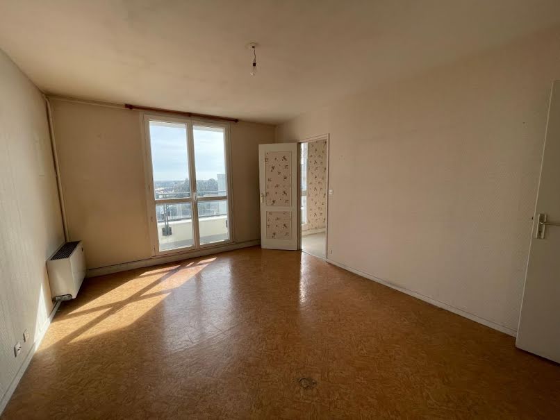 Vente appartement 3 pièces 65 m² à Angers (49000), 119 000 €