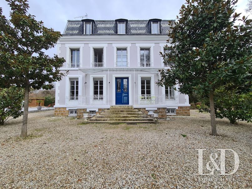 Vente maison 12 pièces 360 m² à Soisy-sur-Seine (91450), 2 550 000 €