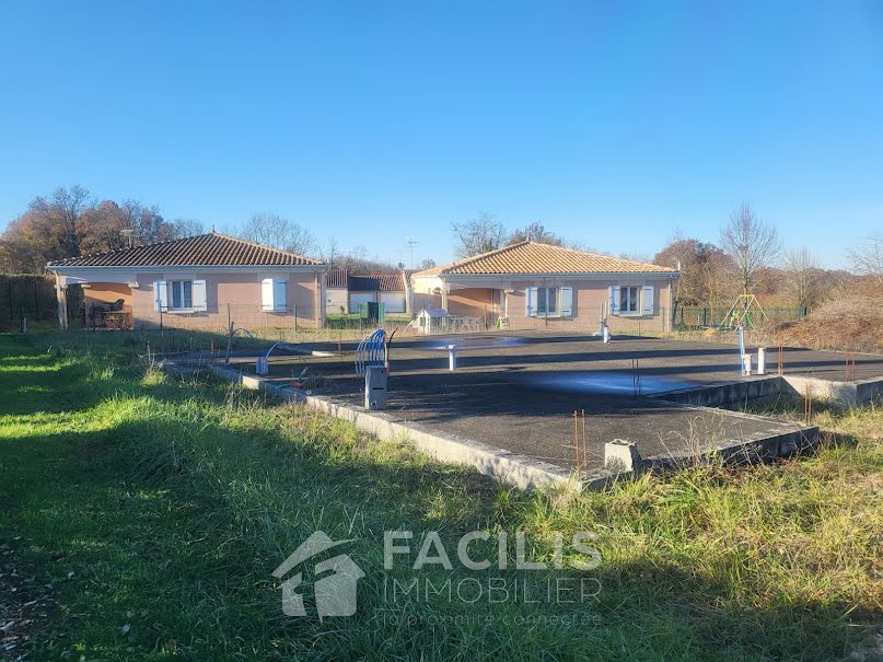 Vente terrain  857 m² à Mainzac (16380), 32 000 €