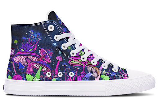 Title 6, Printed Couple High-top Canvas Shoes. Stylish a...