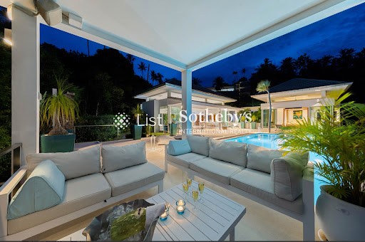 Villa en bord de mer avec jardin 3