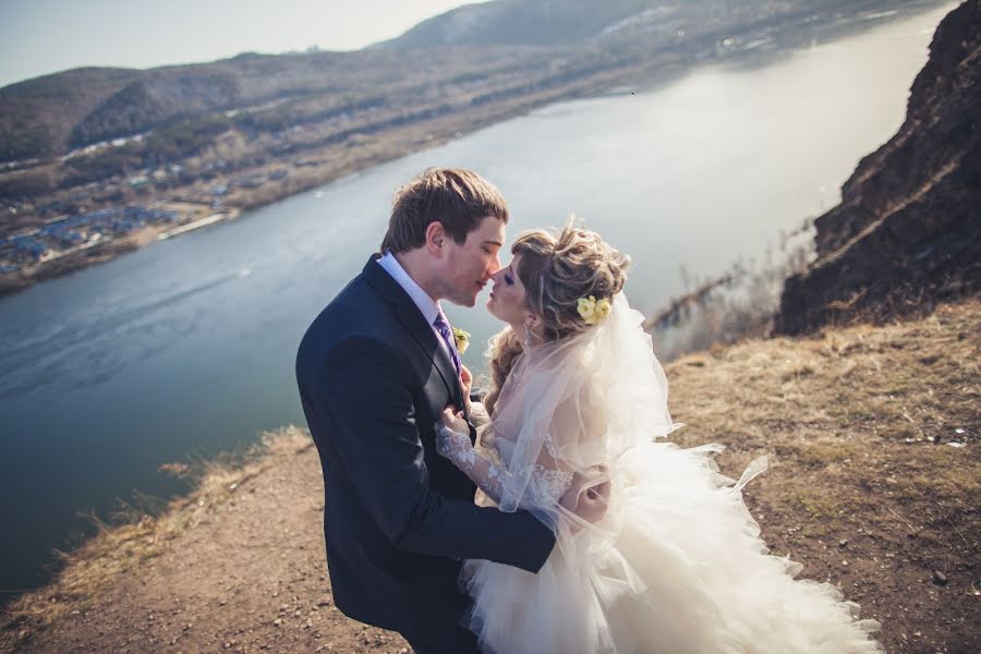 Wedding photographer Sergey Dorofeev (doserega). Photo of 14 April 2014