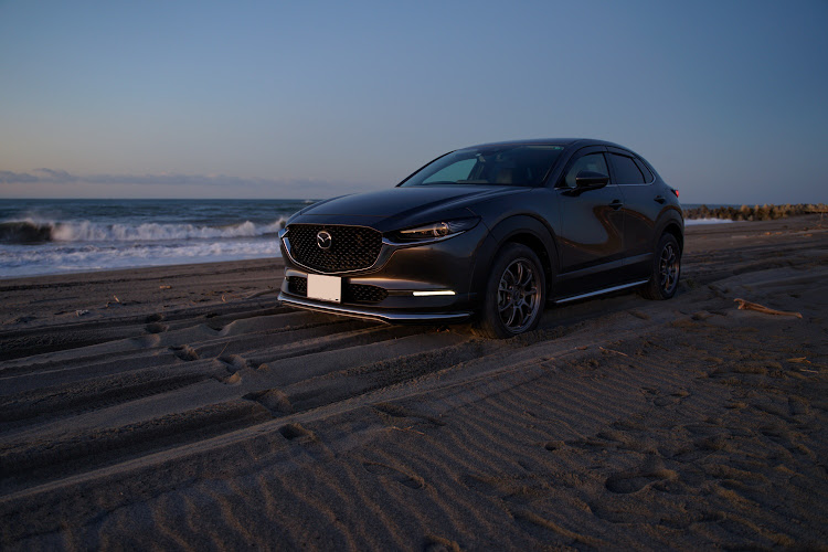CX-30のマジックアワー・鼓動デザイン・砂浜・早朝ドライブ・11月にエントリーしますに関するカスタム事例の投稿画像3枚目