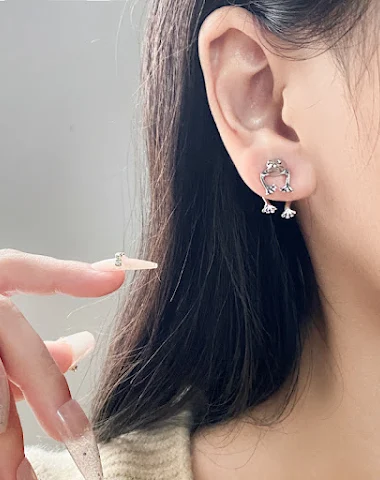 Personalized Punk Frog Stud Earring - 3