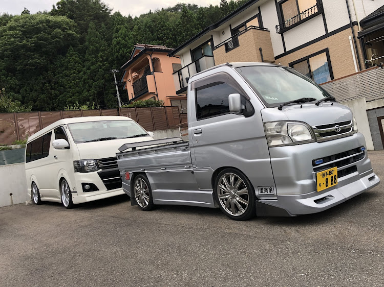 ハイエースのハイゼットトラックに関するカスタム事例の投稿画像2枚目