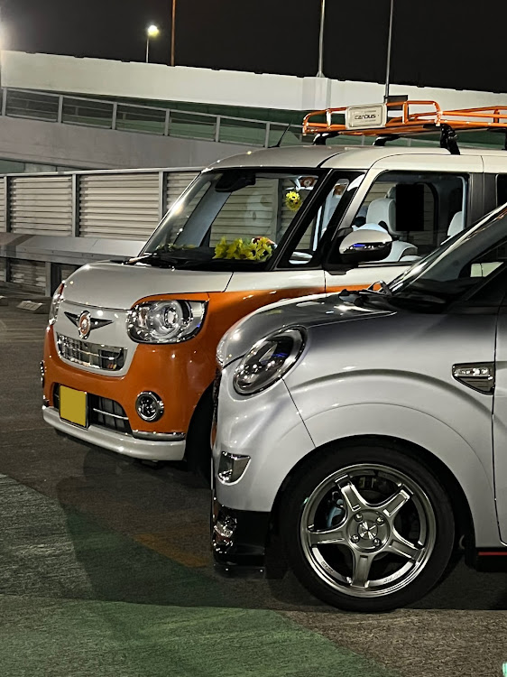 ムーヴキャンバスの初めましてのコラボ・DAIHATSUコラボとなりました・安定の摩天楼🌃・人工リフレクション👀”⁉︎・立駐の屋上が😱に関するカスタム事例の投稿画像1枚目