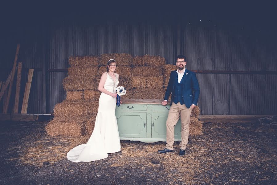 Wedding photographer Simon Fennell (sweetpeawedding). Photo of 1 July 2019