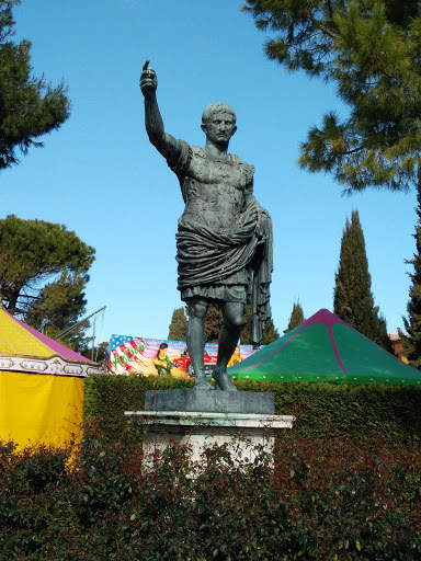 Statua Cesare Augusto